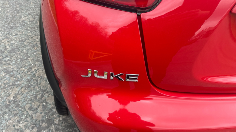 Nissan Juke 1.5 dCi N-Connecta 5dr Diesel Hatchback